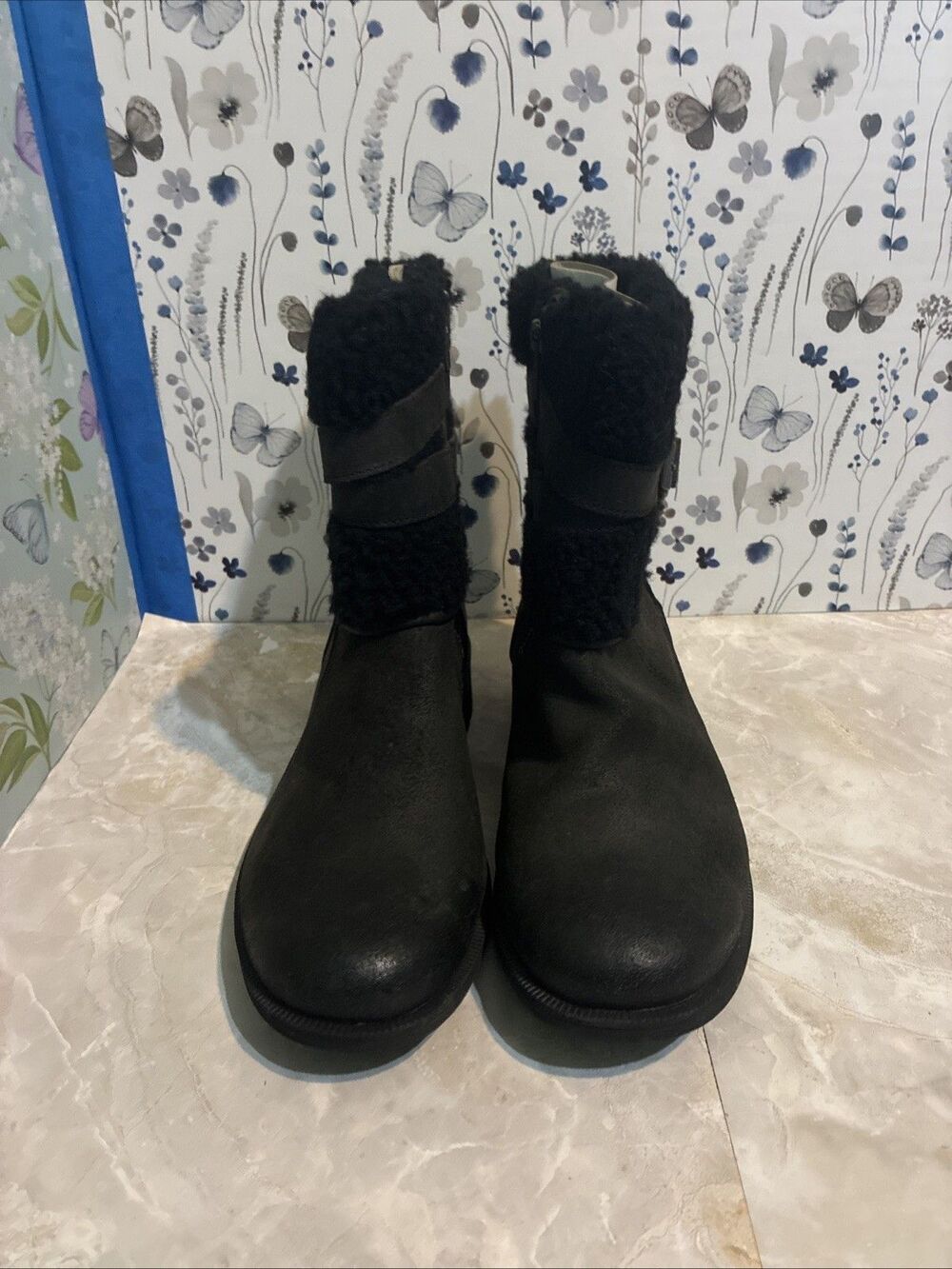 Ugg Zip Single Buckle Boots 8.5 Women’s SN 1095153